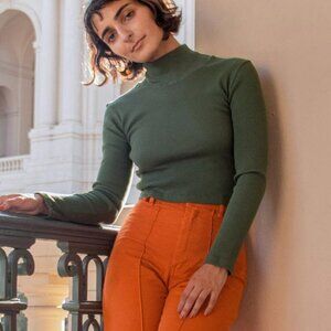 Big Bud Press Green Turtleneck Top